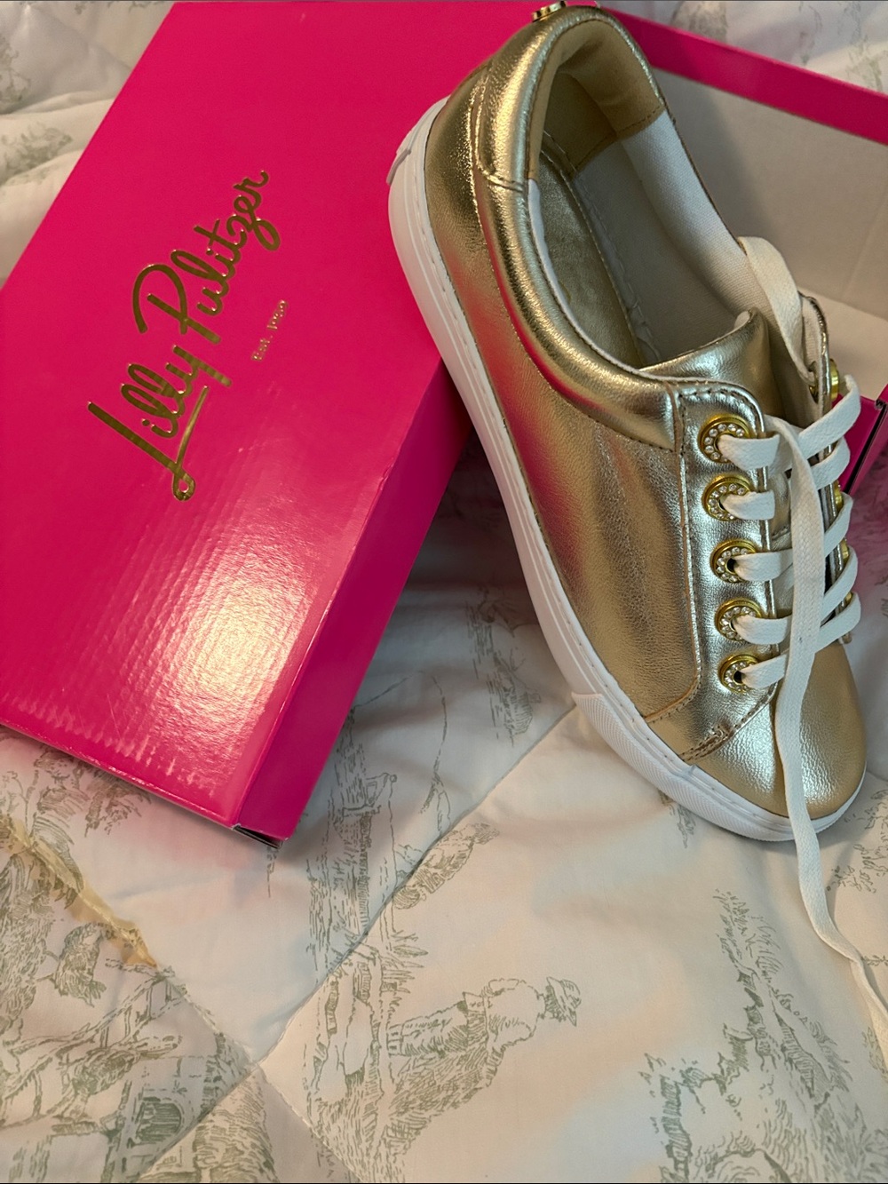 Lilly Pulitzer Girls' Metallic Gold Low-Top Sneaker